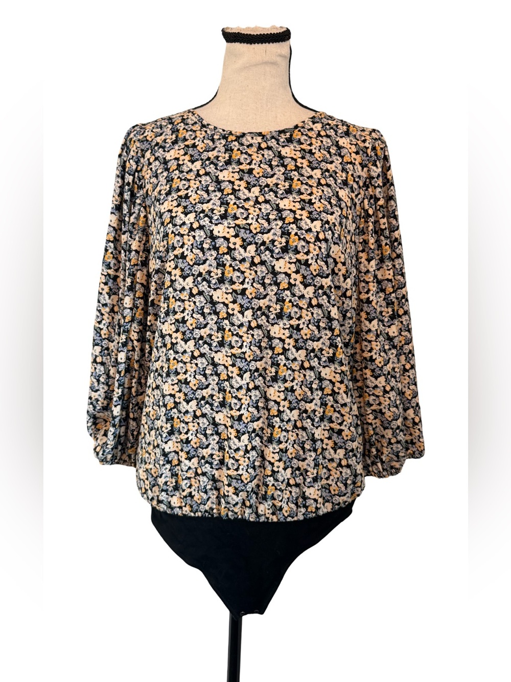 Abercrombie & Fitch Floral Bodysuit Medium Long Sleeve Blouson Top Black Floral
